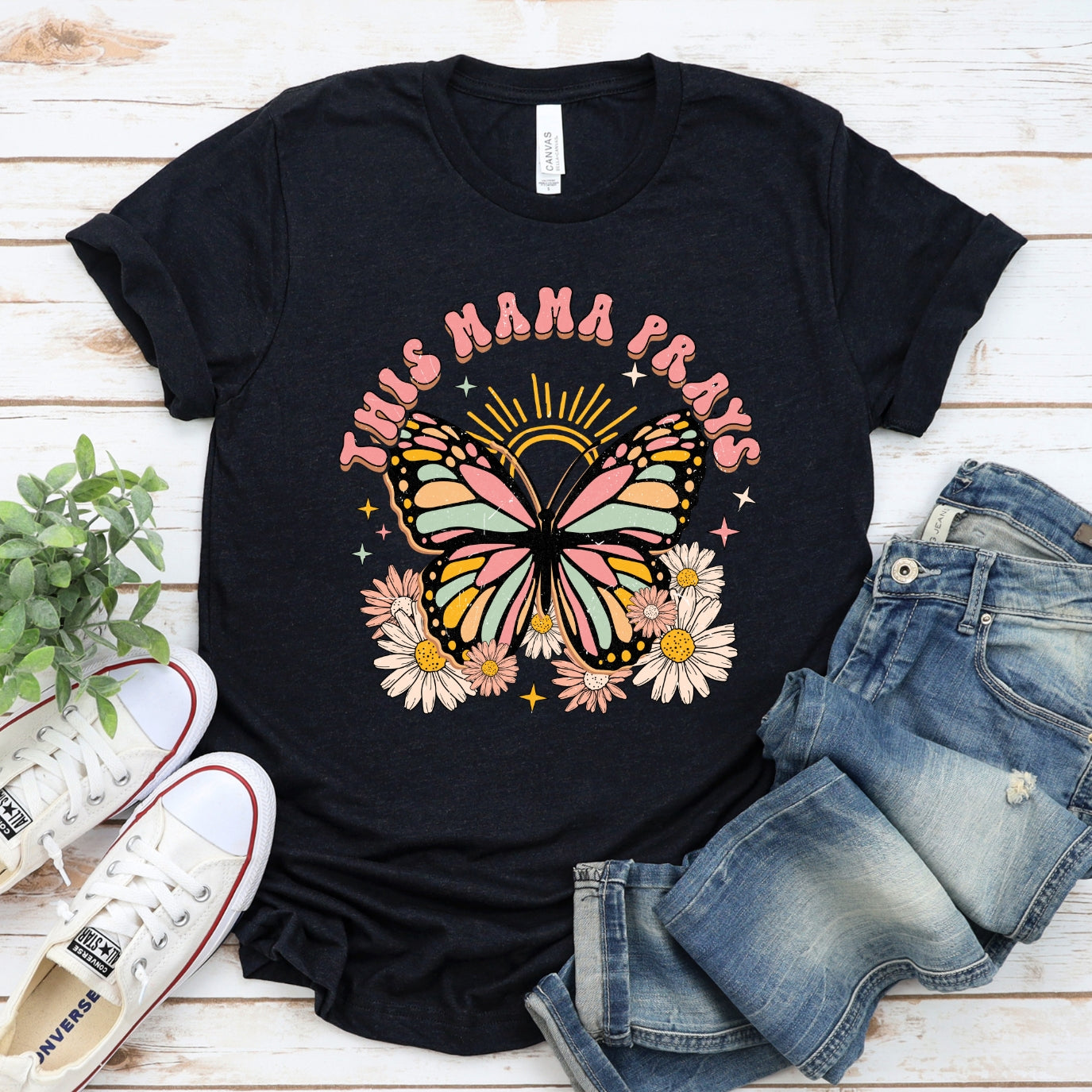 This Mama Prays Floral Women's T-Shirt