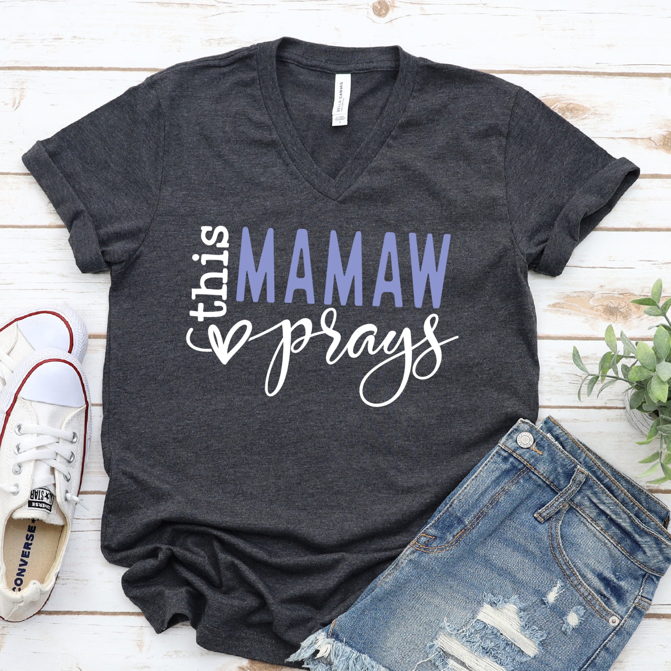 This MaMaw Prays Women's V-Neck Shirt